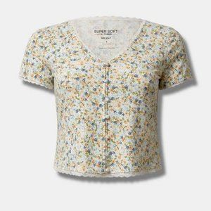 Torrid Women's Plus Floral Fitted Supersoft Rib V-Neck Lace Trim Button Crop Tee